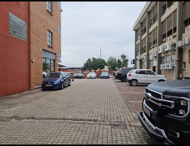 90.10M² OFFICE TO LET IN NELSPRUIT CENTRAL